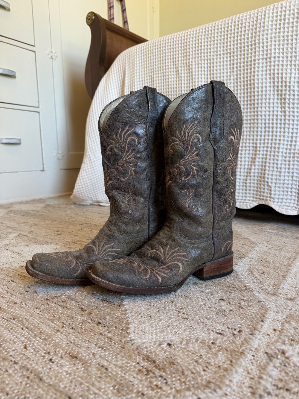 Circle G Brown Embroidered Western Heeled Boots